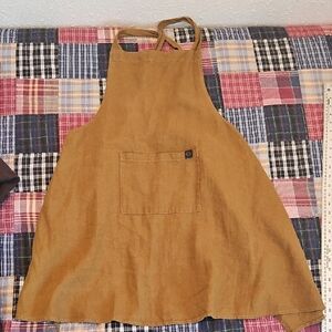 EUC Linen Apron with Front Pocket